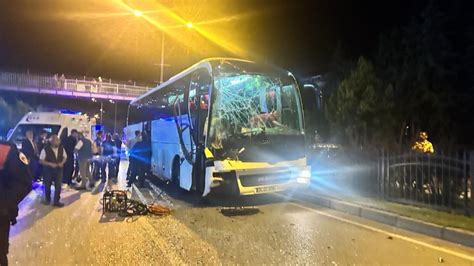 Amasya da yolcu otobüsü TIR a arkadan çarptı 5 yaralı