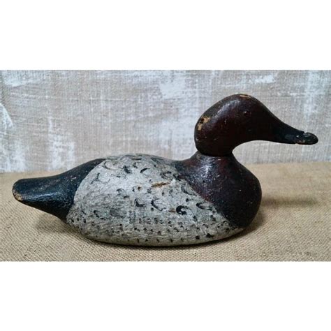 Hand Carved Wood Decoy Duck | Hand carved wood, Carving, Decoy