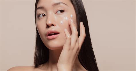 Heres The Right Order To Apply Your Skincare Products Huffpost Uk Life