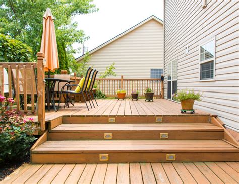 27 Extensive Multi Level Decks For Entertaining Large Parties