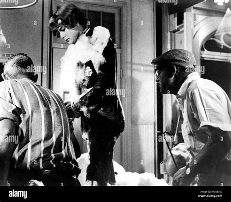 SOME LIKE IT HOT Tony Curtis Billy Wilder 1959 Stock Photo Alamy