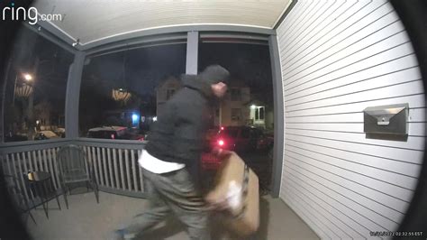 Video Man Allegedly Steals Package Off Of Short North Porch Nbc4 Wcmh Tv