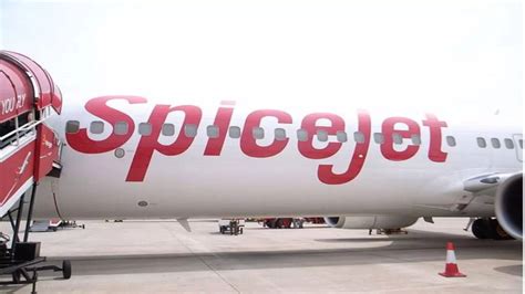 Passenger Offloaded From Delhi Hyderabad Spicejet Flight For