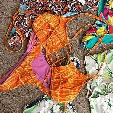 Moana Bikini In Vibrant Orange And Purple Gem