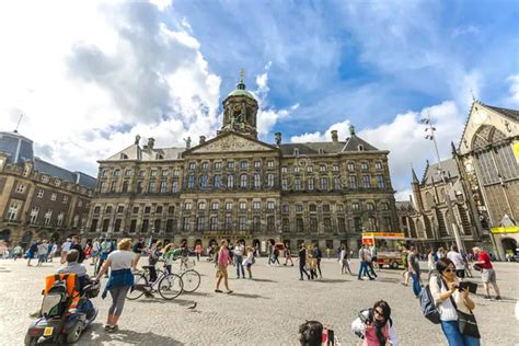 Everything You Need to Know About Visiting Amsterdam’s Top Attractions