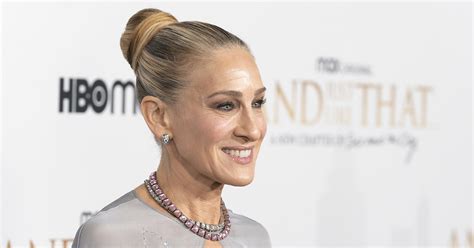 Sarah Jessica Parker Spotted With Natural Look And Forced To Defend Her