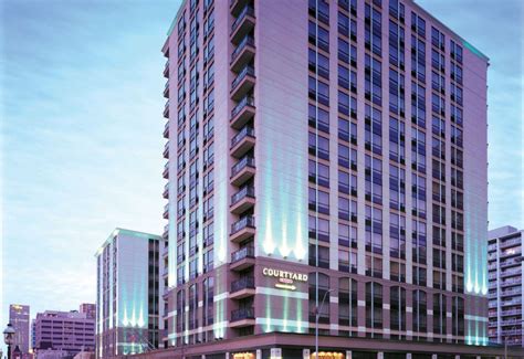 Courtyard by Marriott Toronto Downtown,Toronto - Updated 2024 Reviews ...