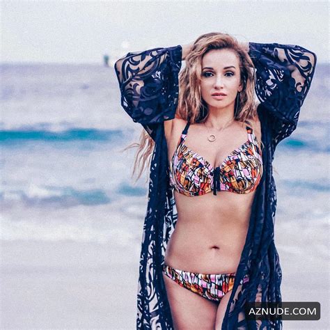 Anfisa Chekhova In A Sexy Bikini AZNude