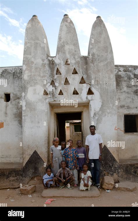 One Of The Royal Houses Called Gates In Wa Ghana Stock Photo Alamy