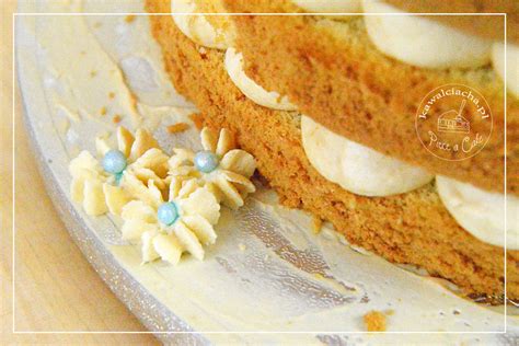 Naked cake z cieniowanymi bezami Kawał Ciacha Akademia Słodkich Dekoracji