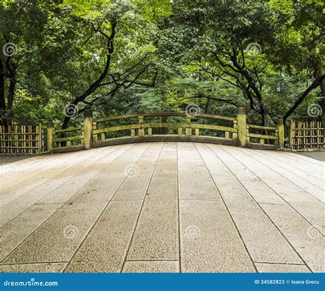 Old Japanese Bridge Stock Photos - Image: 34582823