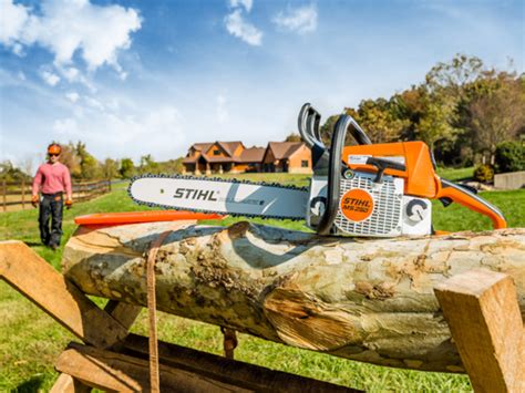 Stihl MS 250 Chainsaw with 18″ bar, 3 bhp, 10.1 lb.