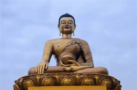 Estatua Gigante De Buda Dordenma Estatua De Buda Shakyamuni En