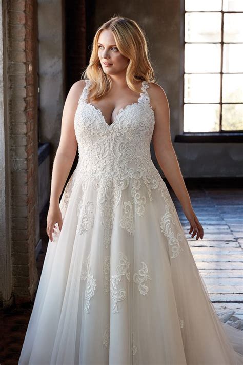 Abiti Da Sposa Curvy Quali Sono I Modelli E Come Scegliere Quello Giusto