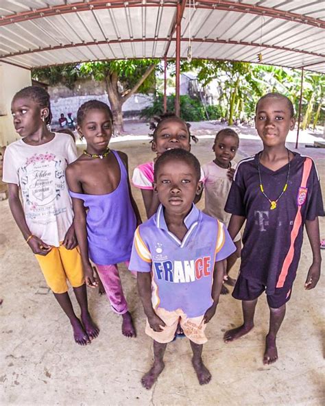 Les Enfants Du Cocon Par Max Sterno Le Cocon De Cabrousse