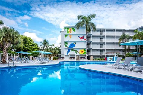 The 3 Best All-Inclusive Grand Cayman Resorts of 2022