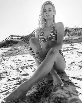 Deja Babe Teenmilf19 Nude Leaks Photo 1 TheFappening