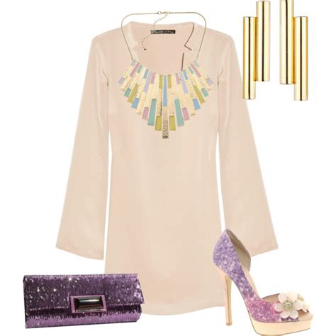 Outfits De Moda Me Tomo Cinco Minutos Vestido Nude