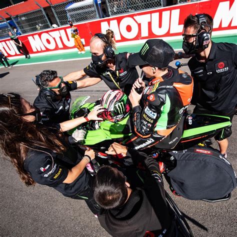 Ana Carrasco on Twitter: "It was the last grid moment of the year. I ...