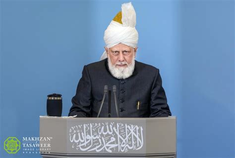 Establish the great victory of Islam across the world: Huzoor delivers ...