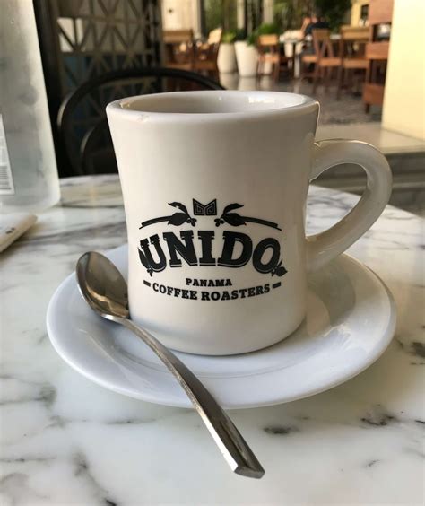 Seeking Geisha Coffee in Panama City - Wandering with a Dromomaniac
