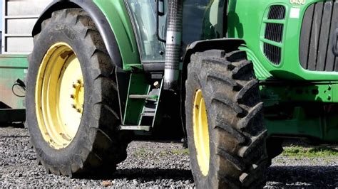 Buy Agricultural Farm And Tractor Tires Ceat Specialty Canada