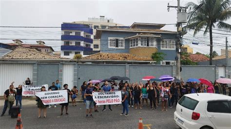 Professores De S O Pedro Da Aldeia Protestam Por Direitos E Melhorias