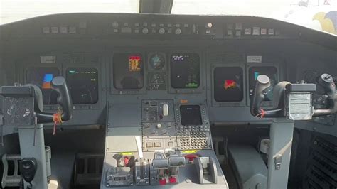 The cockpit of Bombardier CRJ 200, HD View - YouTube