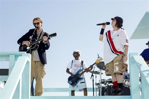 Billie Eilish Red Hot Chili Peppers Perform At Closing Ceremony