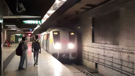 Delhi Metro Saket Metro Station Yellow Line Youtube