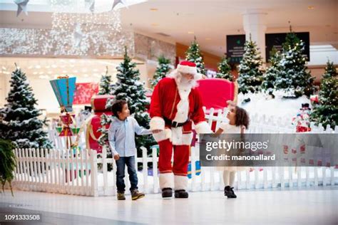 1886 Shopping Mall Santa Stock Photos High Res Pictures And Images