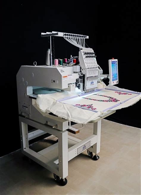 Hsw Computerized Embroidery Machine At Rs Computerized