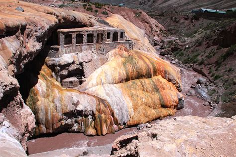 Puente Del Inca Areas Naturales