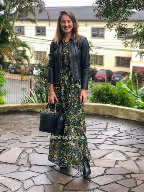 Vestido Longo Com Jaqueta De Couro - Vestido longo estampado + botinha + jaqueta de couro | Moda, Look com ...