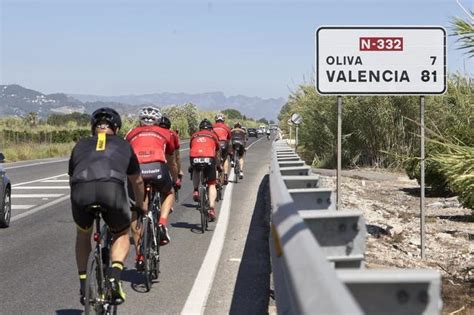 Muere Otro Ciclista Al Chocar Con Un Coche El Vigesimoprimero En Lo