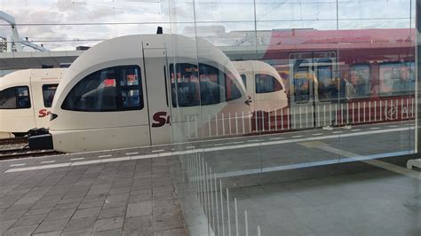 a tiny train pod? : r/confusing_perspective