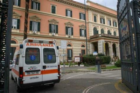 Il Policlinico Umberto I Diventa Il Covid Hospital Pi Grande Del Lazio