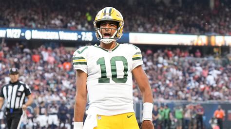 Jordan Love On Leading Packers To Ninth Straight Win Over Bears