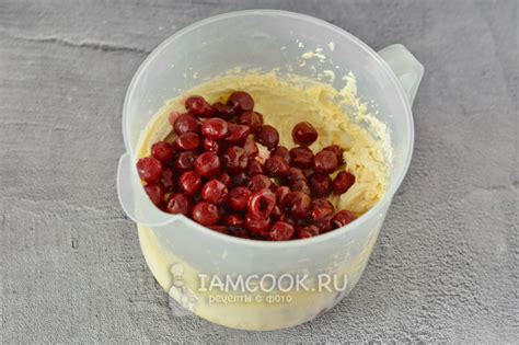 Кекс с вишней в мультиварке — рецепт с фото пошагово
