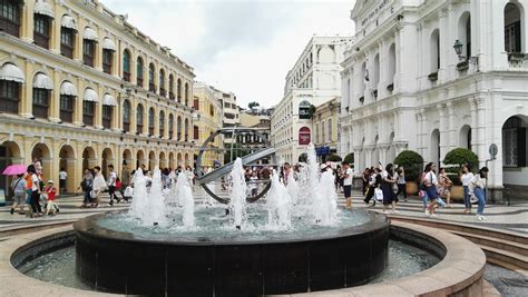 Macau's Senado Square: Cultural Oasis and Heart of History