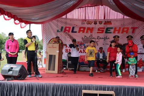 HUT Bhayangkara Ke 76 Polres Katingan Gelar Jalan Sehat Bersama