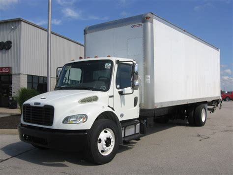 2015 Freightliner M2 106 Truck Country