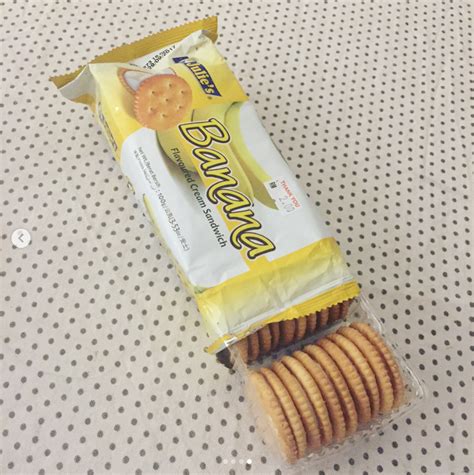 Archived Reviews From Amy Seeks New Treats New Mcvities Banoffee