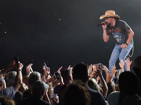 Jason Aldean Cancels Upcoming SoCal Shows in Wake of Las Vegas Shooting