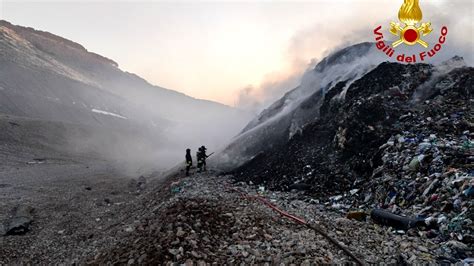 Incendio A Bellolampo Il Sindaco Di Capaci Ai Cittadini Tenete