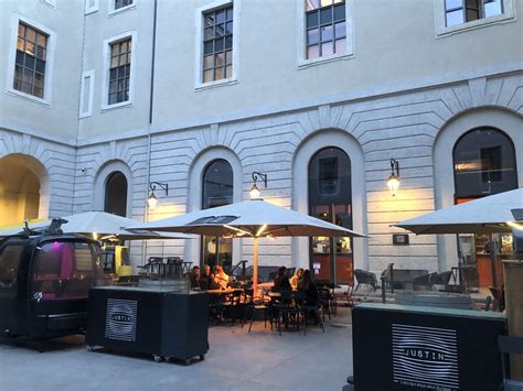 Lyon Ces terrasses de bar sont encore chauffées en plein hiver Une