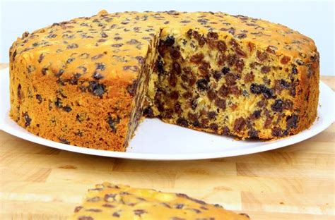 An Amazing Fruit Cake Recipe With Just 3 Ingredients