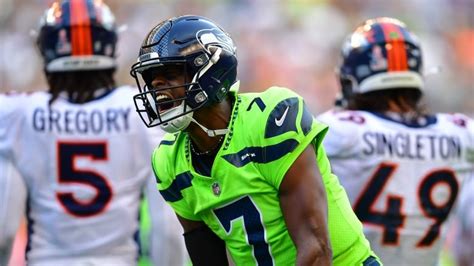 Seahawks Edge Broncos Spoil Russell Wilsons Return To Seattle Cbc