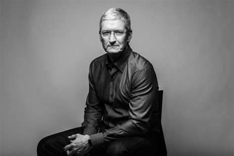 How Tim Cook Has Grown The Apple Empire In His Decade As Ceo Cnn Business