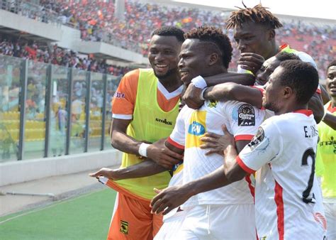 Asante Kotoko Come From Behind To Beat Rivals Hearts Of Oak In